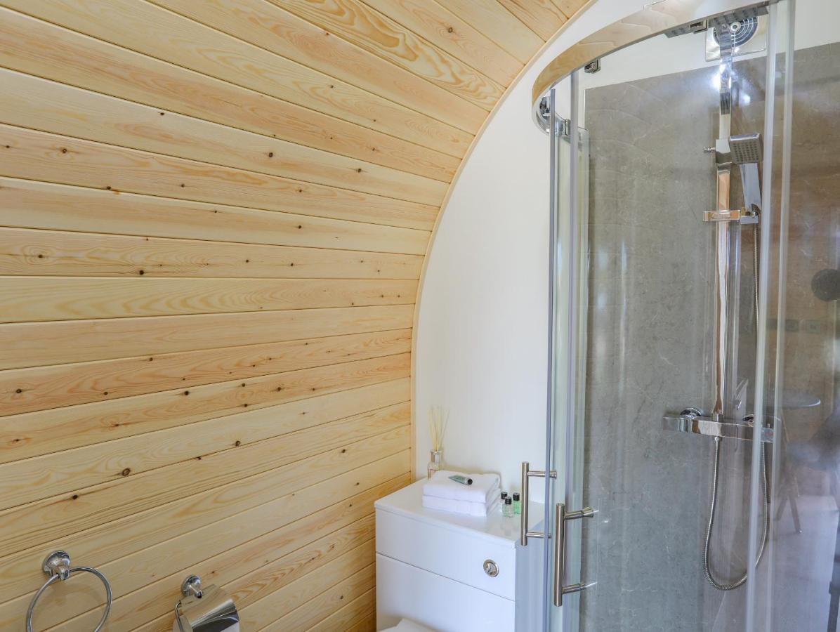 Caban Cariad Holyhead Extérieur photo